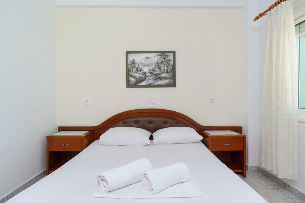 Pension Lakis Prínos Exteriér fotografie