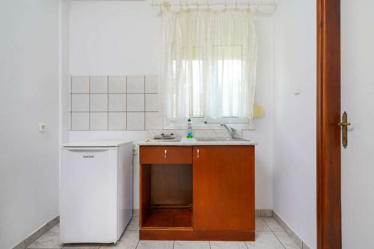 Pension Lakis Prínos Exteriér fotografie